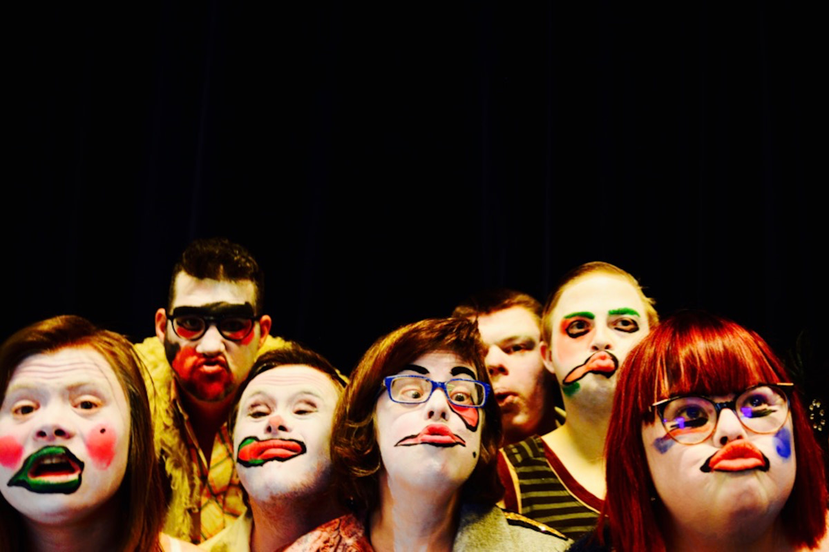 Theater Stap (Belgien): The show of the half-witted and the intact